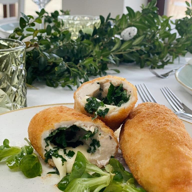 Kotlet de volaille z masłem i serem